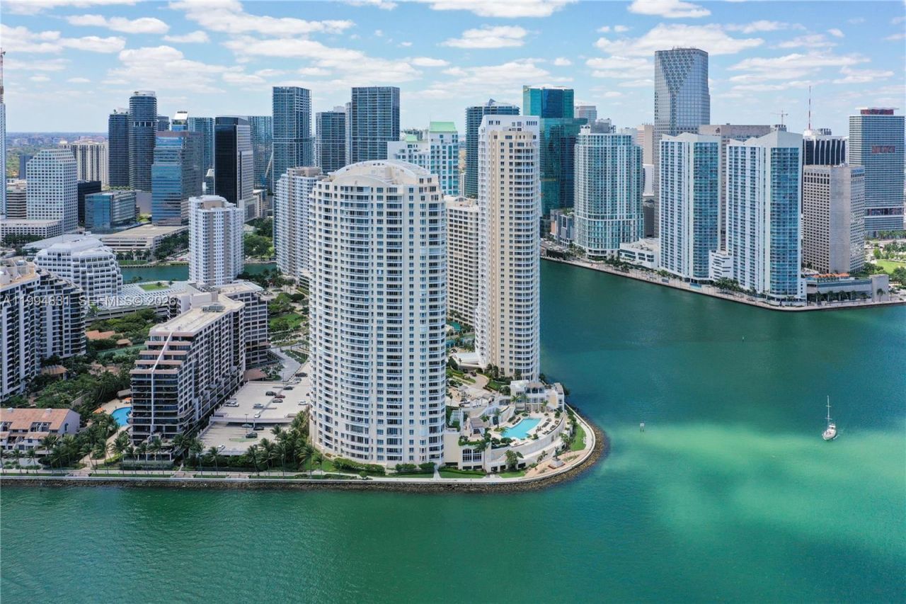 808 Brickell Key Dr, Unit 3007, Miami, FL 33131 Photo