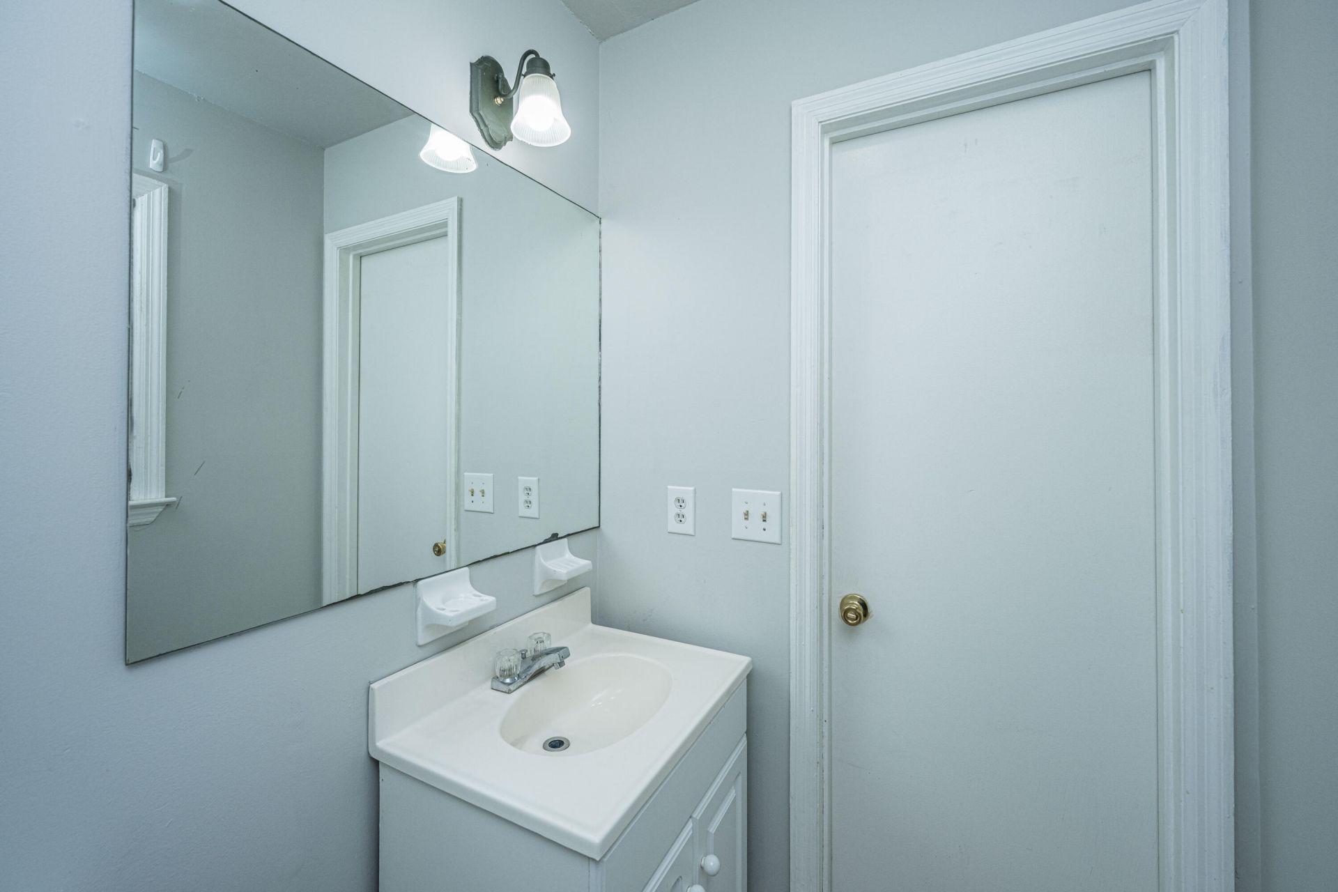 302 Elliott Drive Photo 12