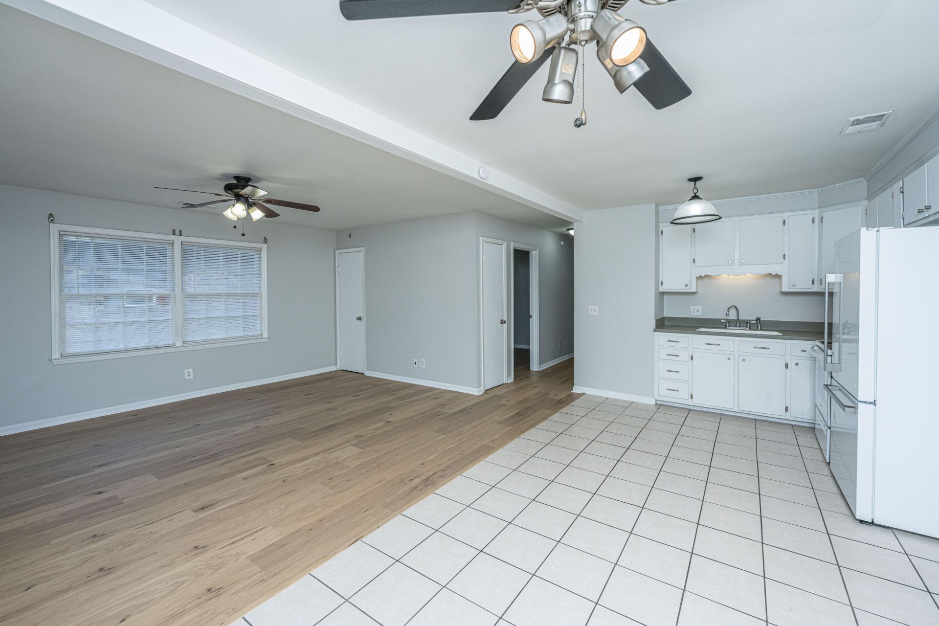 302 Elliott Drive Photo 6