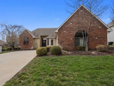 8915 94th Terrace, Kansas City, MO 64157