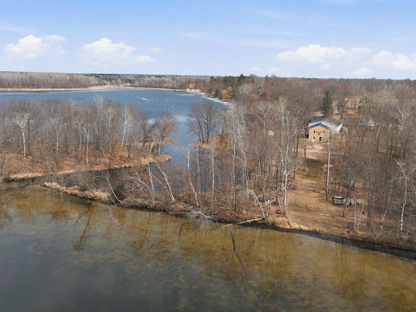 2099 317th Avenue NE, Cambridge, MN 55008