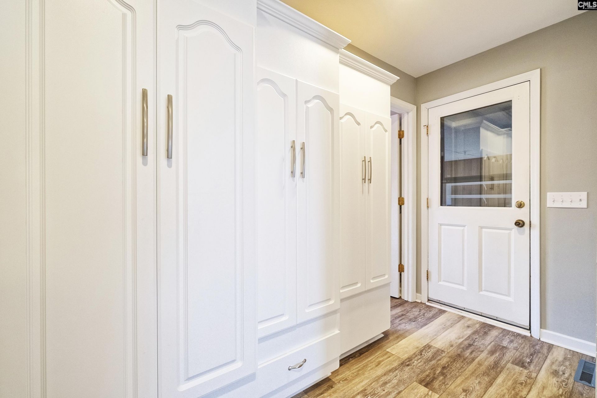 447 Edgewater Drive  Photo 20