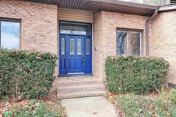 447 Edgewater Drive  photo 4