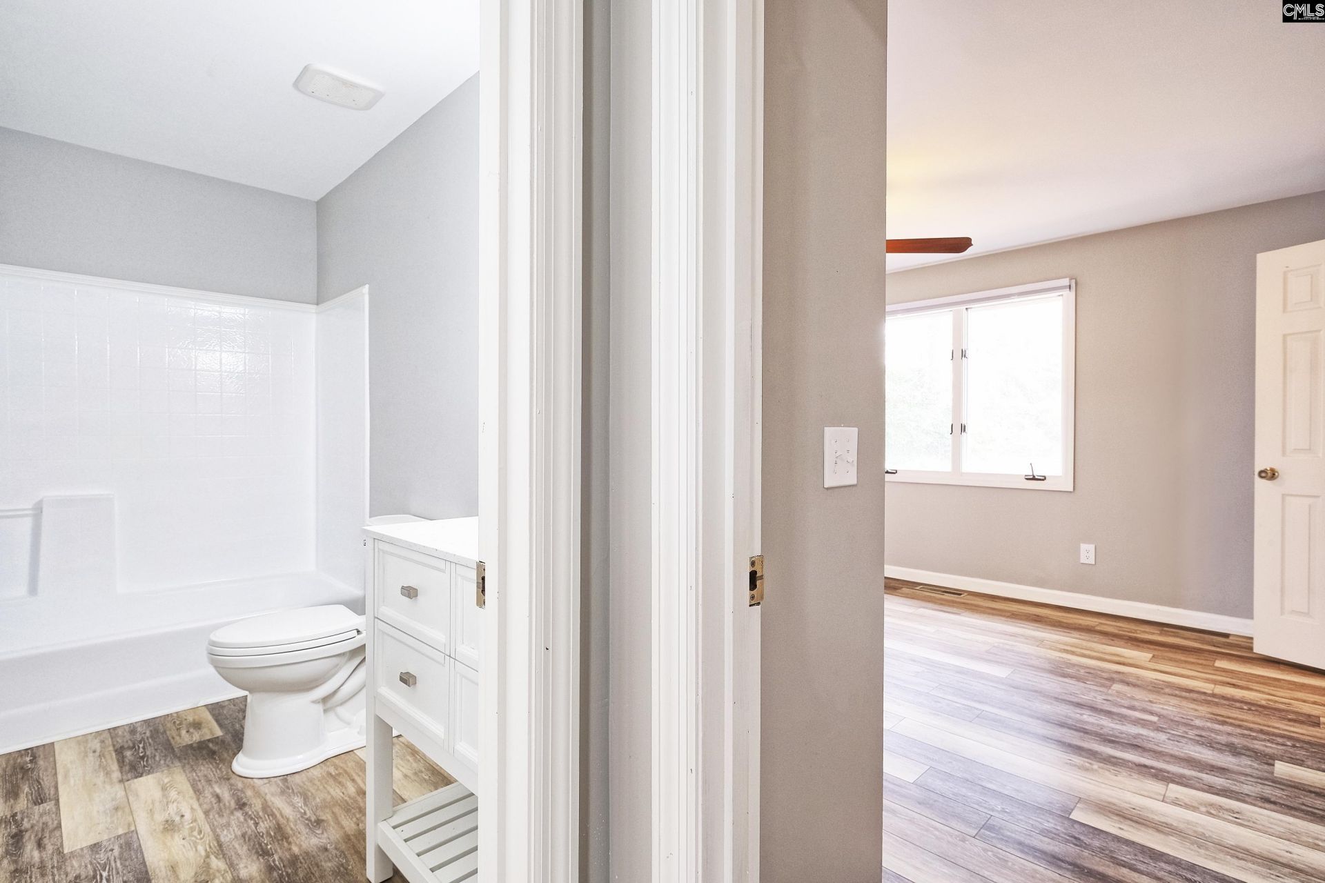 447 Edgewater Drive  Photo 36