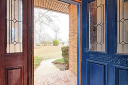 447 Edgewater Drive  photo 4