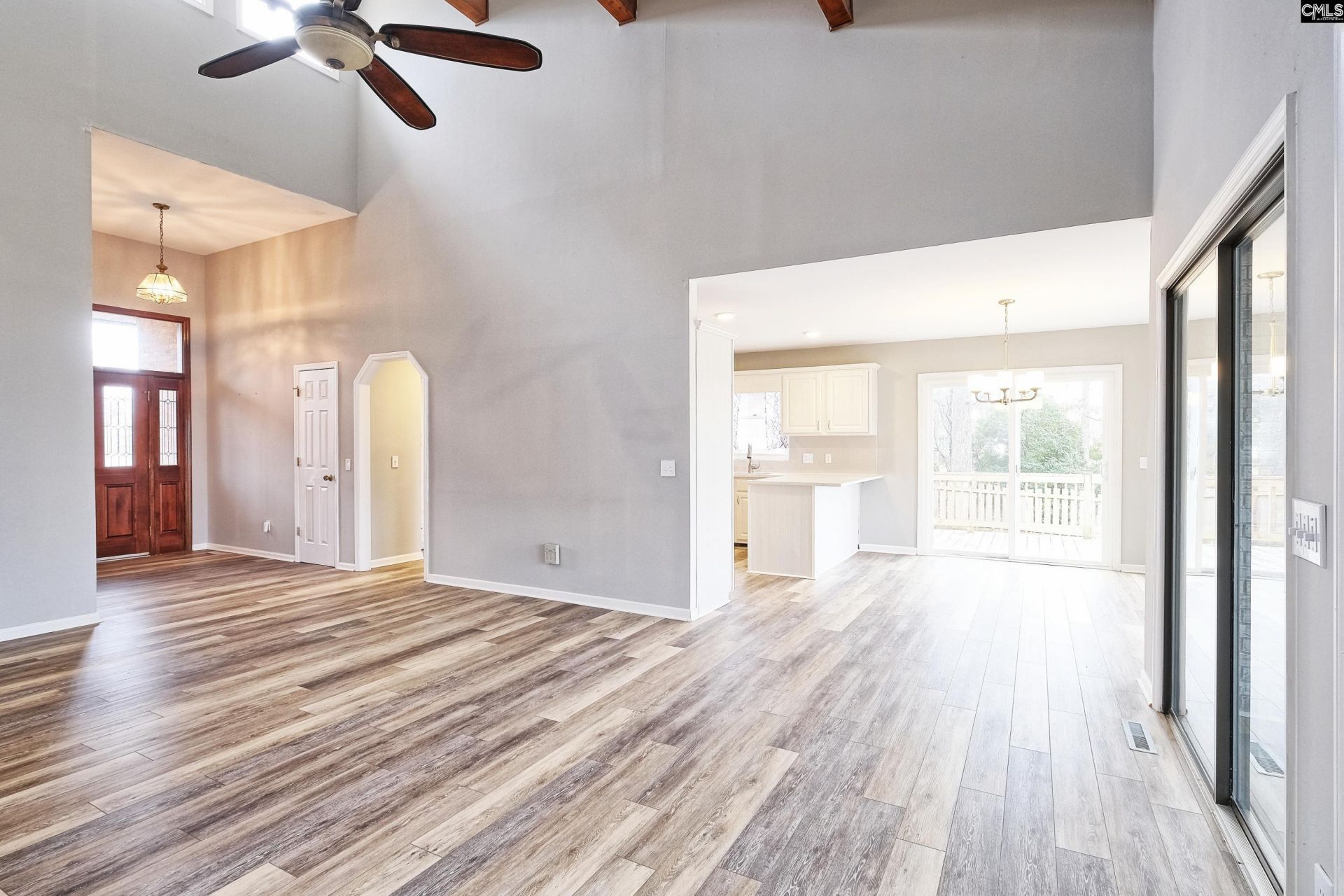 447 Edgewater Drive  Photo 9