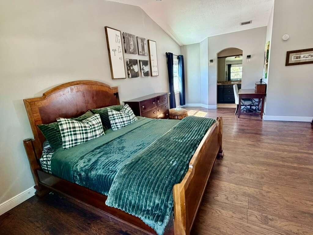 13400 74th Avenue N, Seminole, FL 33776 Photo