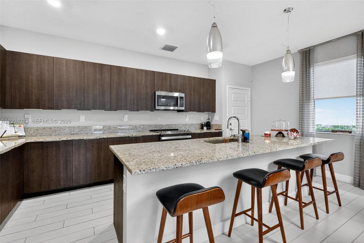 4740 NW 84th Ave , Unit 4740, Doral, FL 33166 Photo