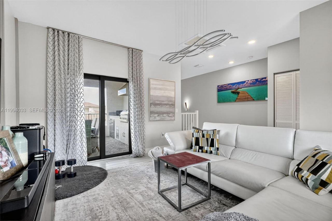 4740 NW 84th Ave , Unit 4740, Doral, FL 33166 Photo