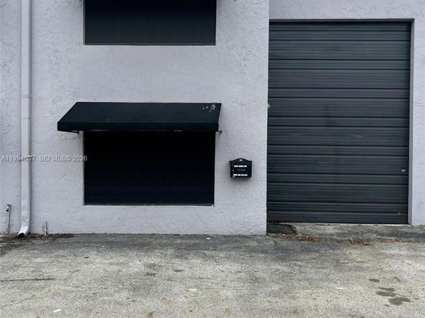 1751 W 38th Pl, Unit 1004A, Hialeah, FL 33012