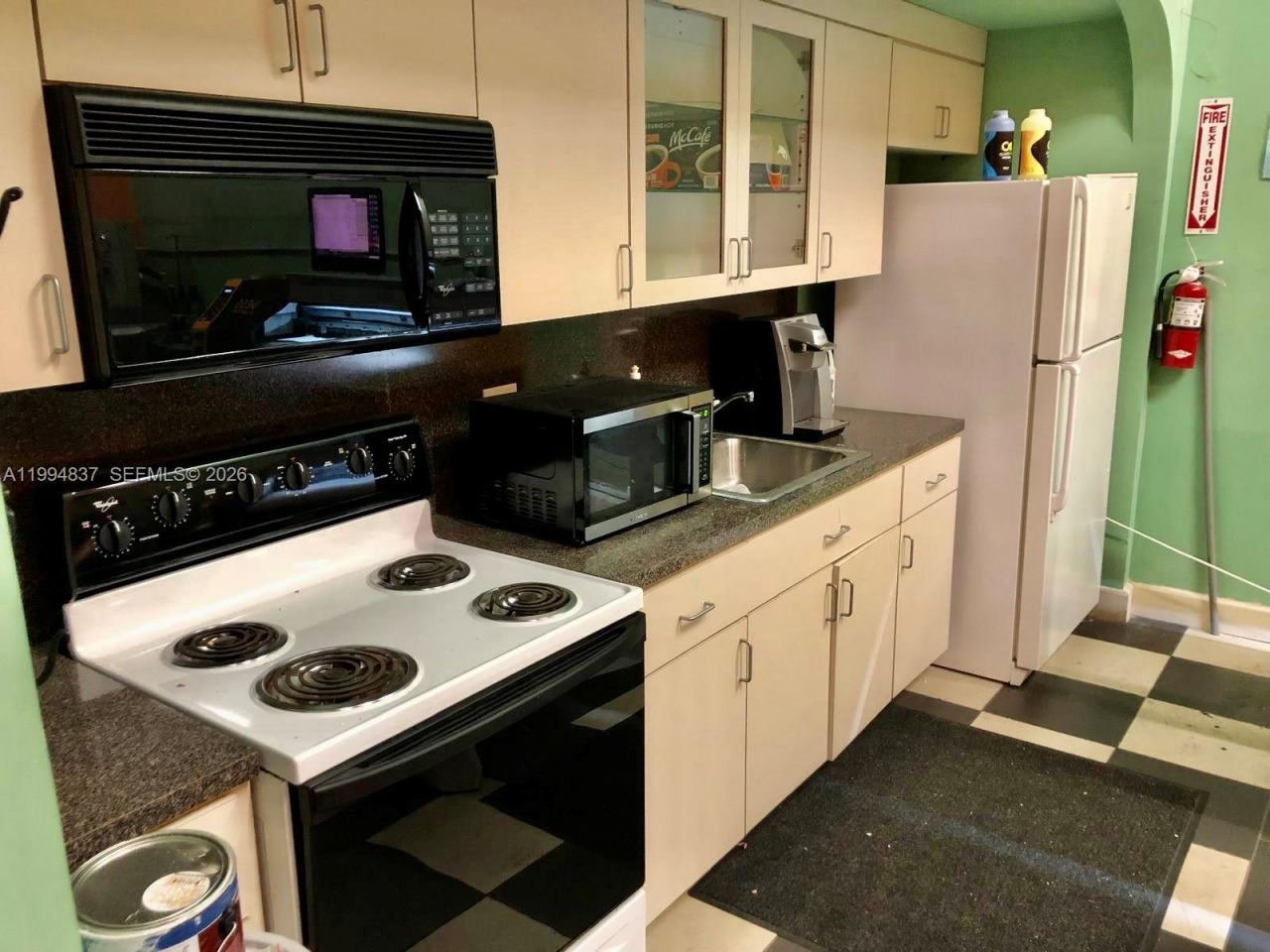 1751 W 38th Pl, Unit 1004A, Hialeah, FL 33012 Photo