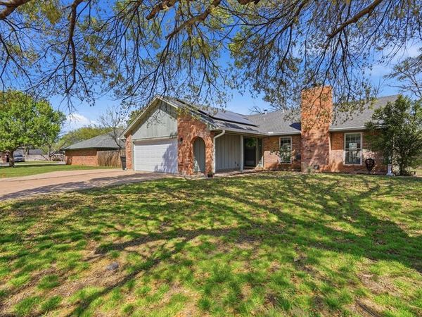 1949 Chimneywood Court, Abilene, TX 79602