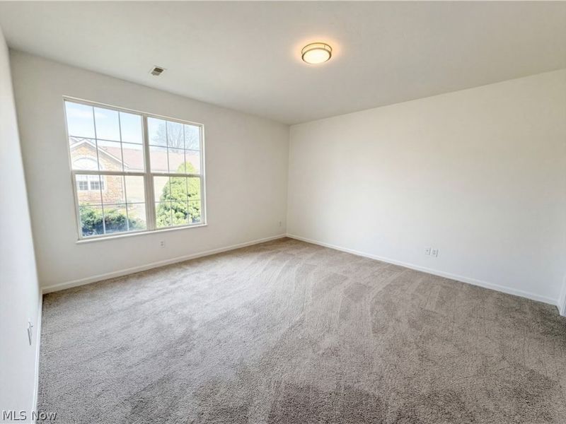 554 Crossings Circle, Tallmadge, OH 44278 Photo 12