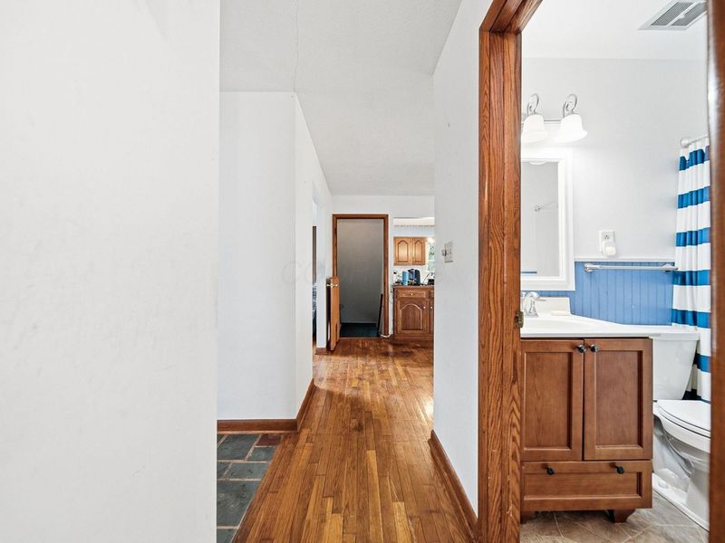 968 Garden Road , Columbus, OH 43224 Photo 18