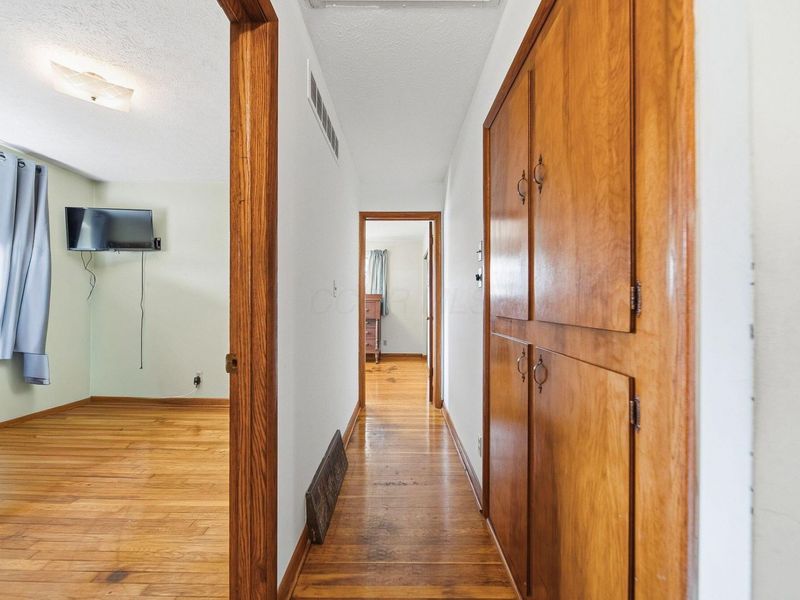 968 Garden Road , Columbus, OH 43224 Photo 25