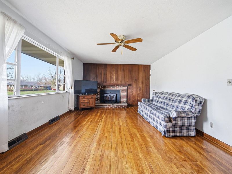 968 Garden Road , Columbus, OH 43224 Photo 38