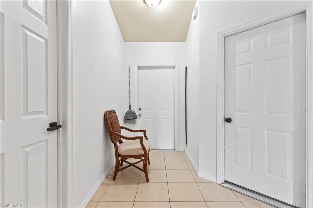 146/148 SE 12th St , Cape Coral, FL 33990 Photo