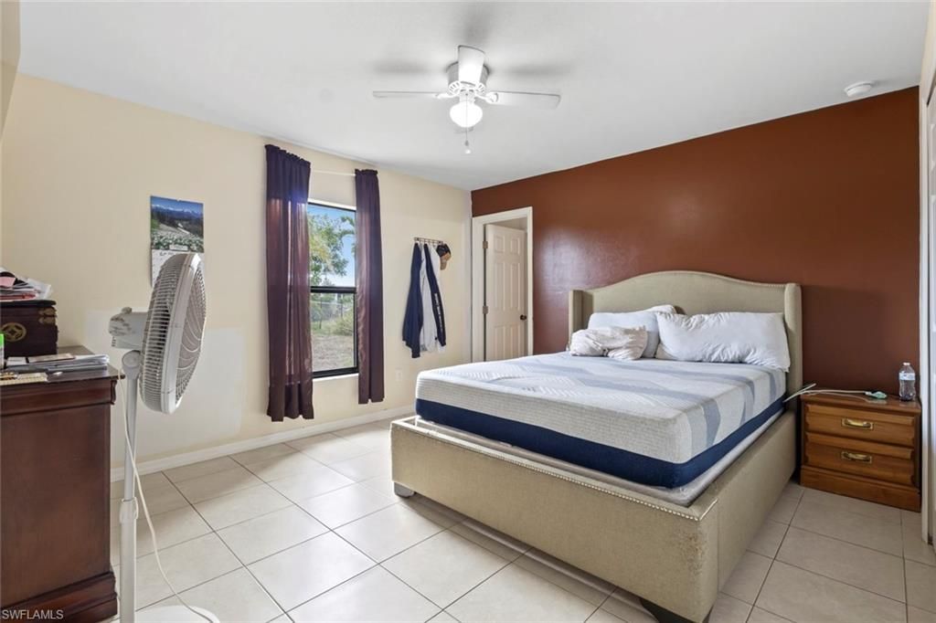 146/148 SE 12th St , Cape Coral, FL 33990 Photo