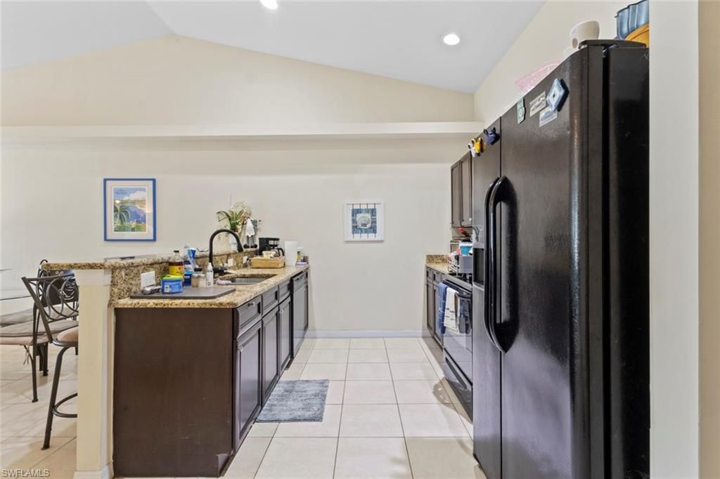 146/148 SE 12th St , Cape Coral, FL 33990 Photo