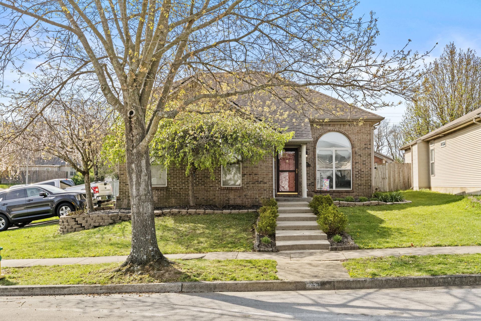 756 Rambling Creek Drive, Lexington, KY 40509