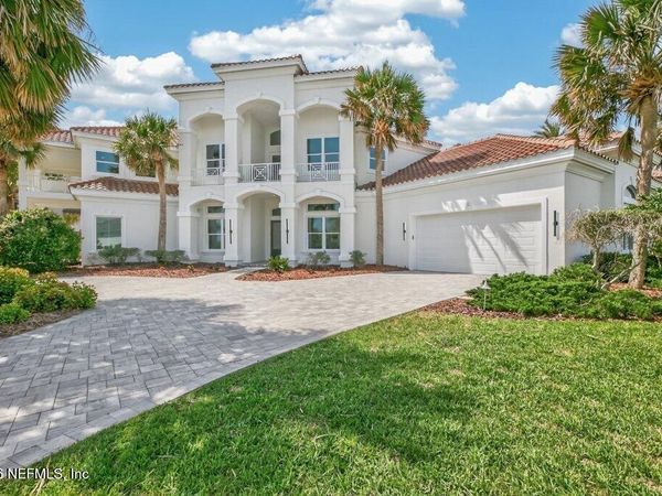 6 RIVIERA Place, Palm Coast, FL 32137