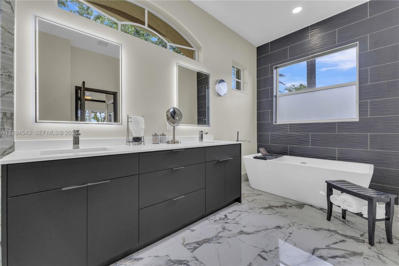 3973 SW 140th Ave , Davie, FL 33330 Photo