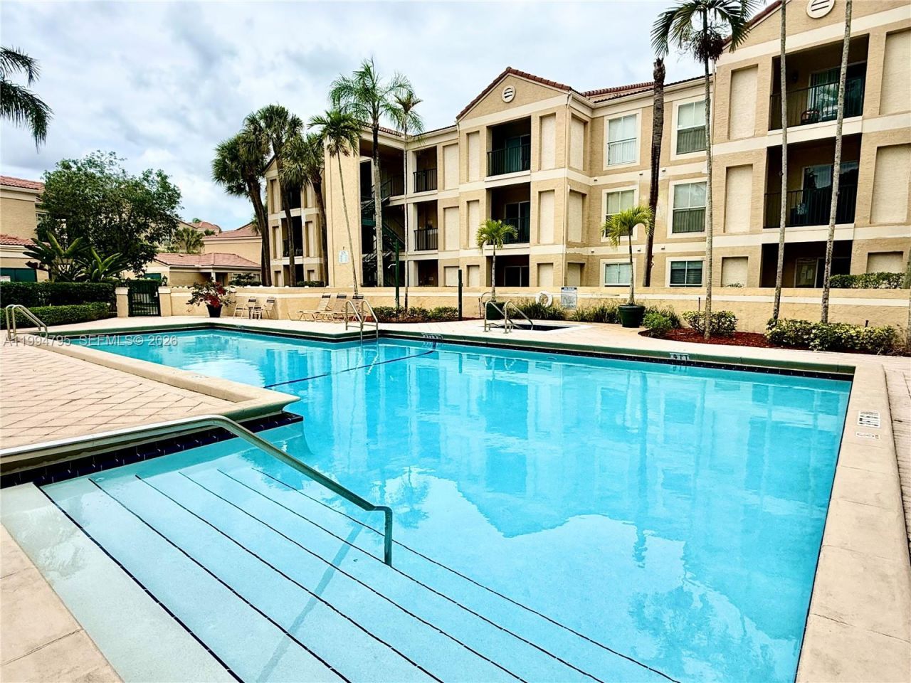 733 Riverside Dr, Unit 1215, Coral Springs, FL 33071 Photo