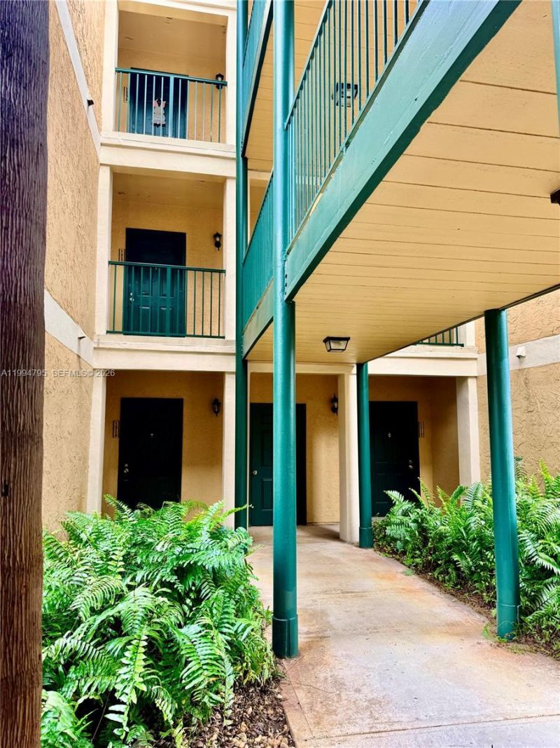 733 Riverside Dr, Unit 1215, Coral Springs, FL 33071 Photo