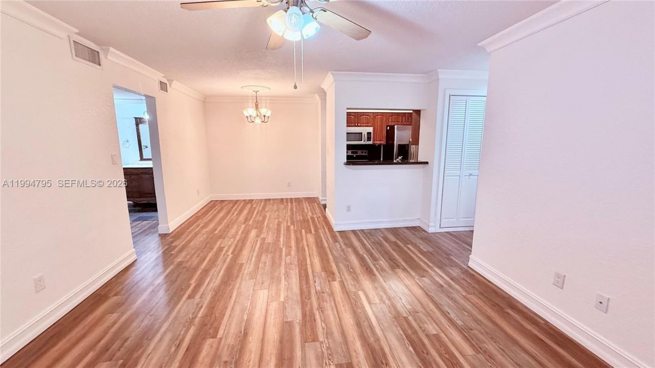 733 Riverside Dr, Unit 1215, Coral Springs, FL 33071 Photo