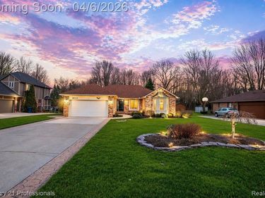 38310 Westchester Road, Sterling Heights, MI 48310