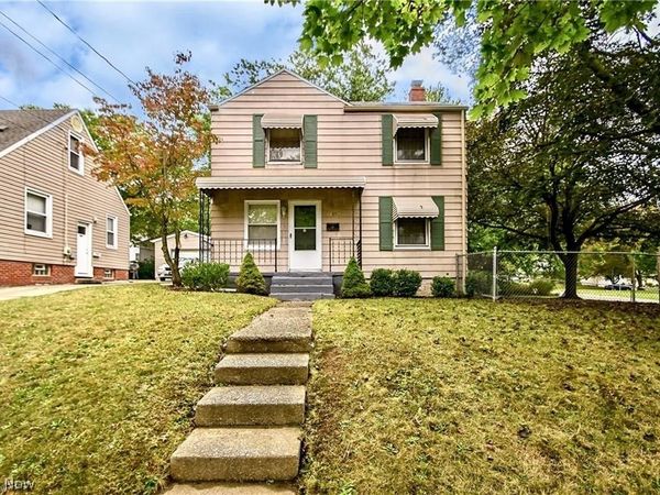 1699 Sunset Avenue, Akron, OH 44301