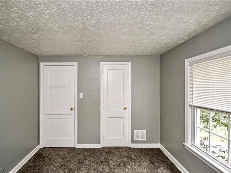 1699 Sunset Avenue, Akron, OH 44301 Photo 11