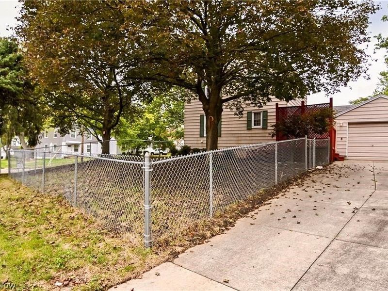 1699 Sunset Avenue, Akron, OH 44301 Photo 19