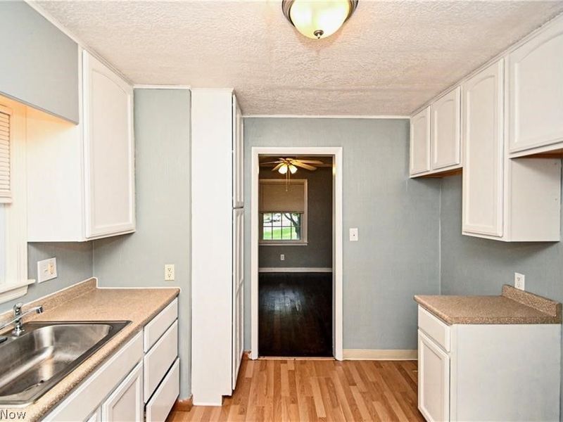 1699 Sunset Avenue, Akron, OH 44301 Photo 6