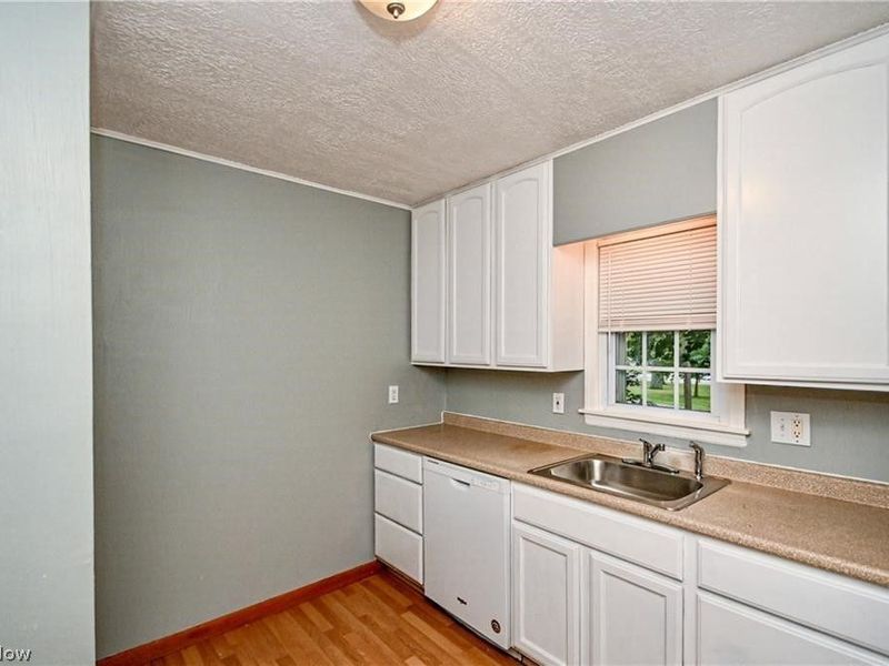 1699 Sunset Avenue, Akron, OH 44301 Photo 7