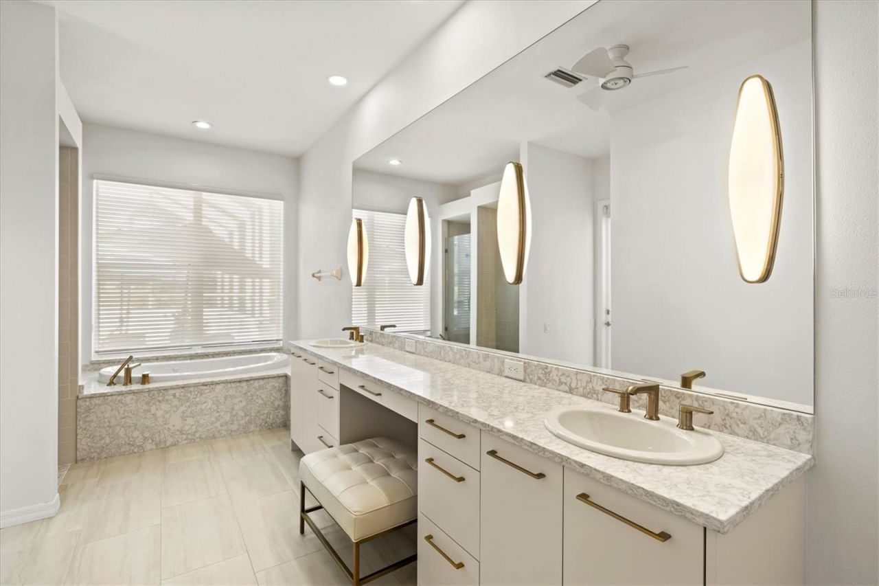 7857 Wilton Crescent Circle, University Park, FL 34201 Photo