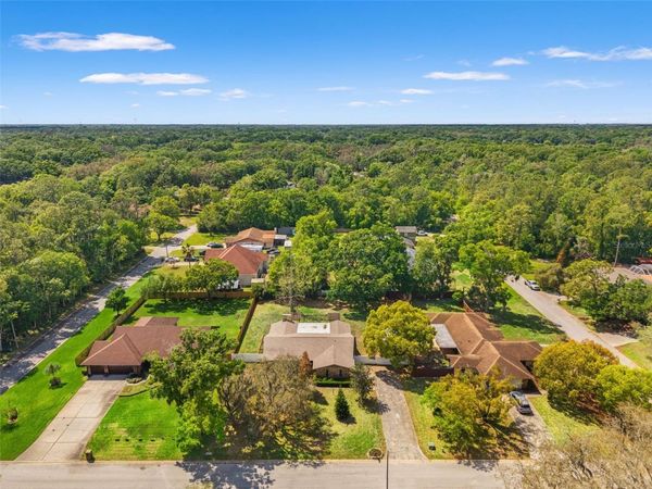 2524 VICTARRA CIRCLE, LUTZ, FL 33559