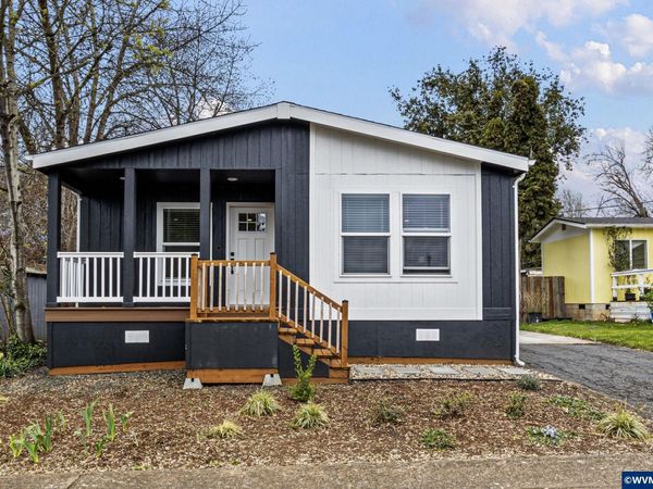 631 E Ellendale Av, Dallas, OR 97338