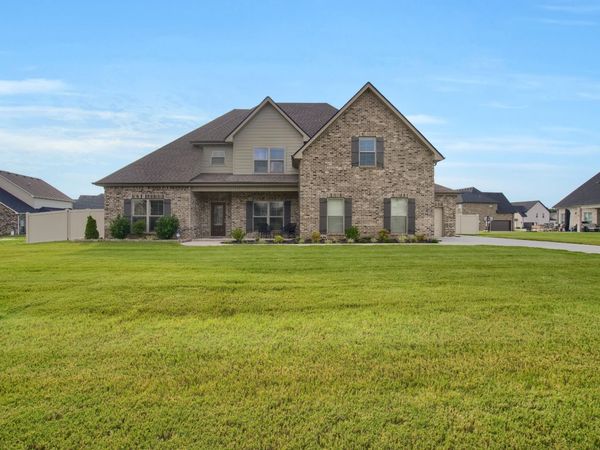 2807 Ella Louise Ln , Murfreesboro, TN 37130