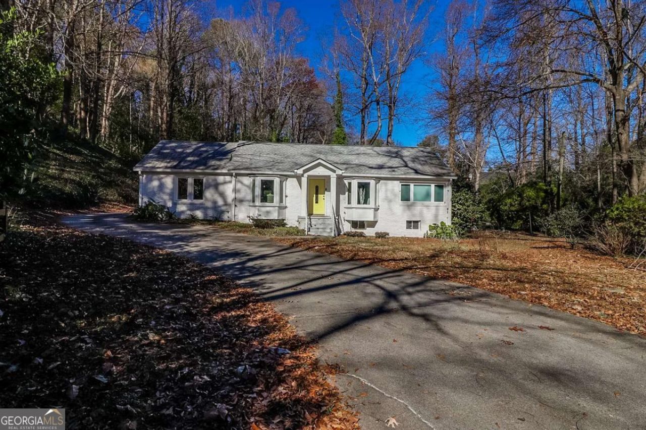 60 Hardeman Road, Unit A, Sandy Springs, GA 30342 Main Photo