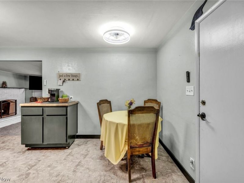 237 Spriggel Drive, Munroe Falls, OH 44262 Photo 14