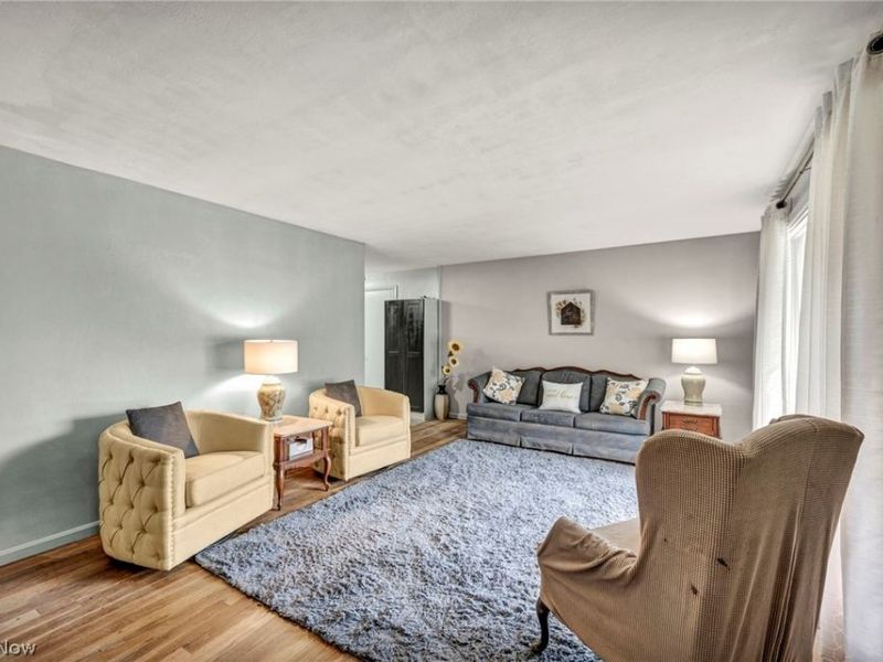 237 Spriggel Drive, Munroe Falls, OH 44262 Photo 3