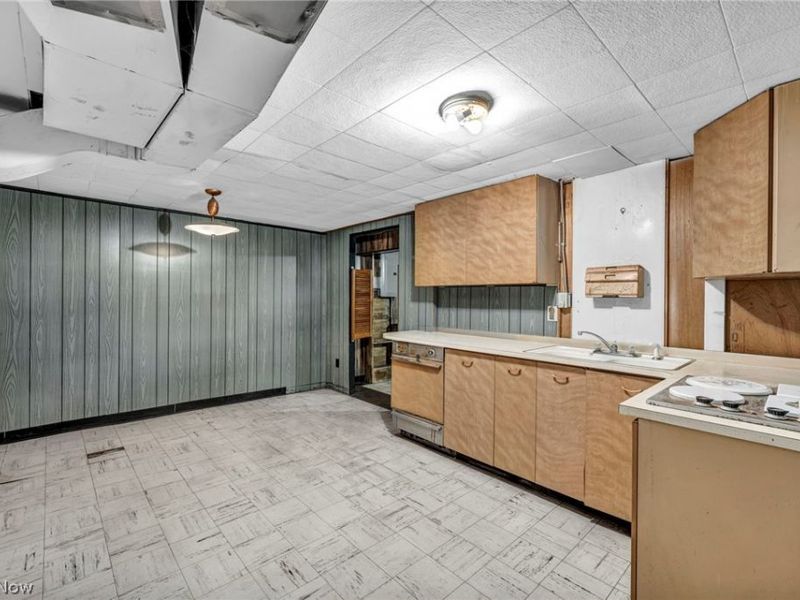 237 Spriggel Drive, Munroe Falls, OH 44262 Photo 32