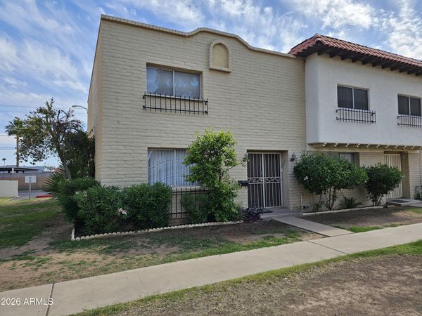 4614 N 19 Avenue, Phoenix, AZ 85015