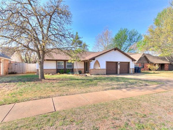 2912 Gettysburg Road, Edmond, OK 73013