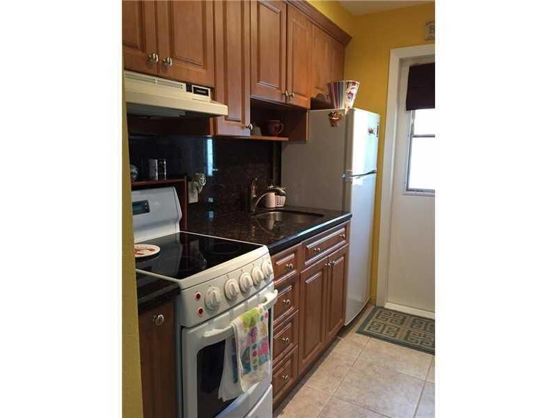 315 Van Buren Street, Unit 203b, Hollywood, FL 33019 Photo