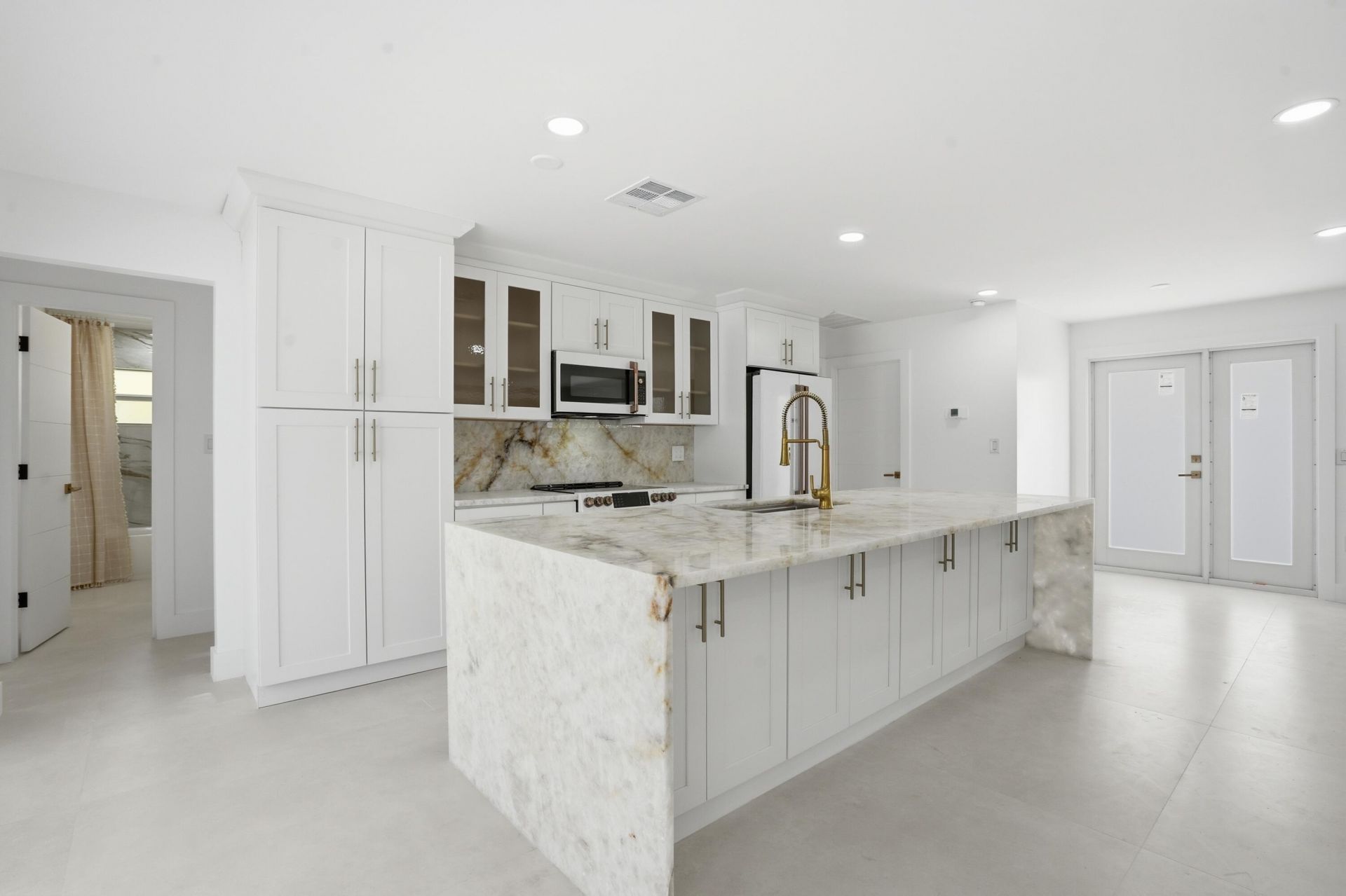 359 Country Club Drive, Tequesta, FL 33469 Photo