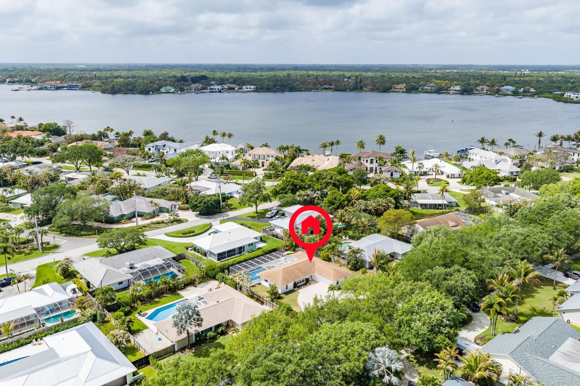 359 Country Club Drive, Tequesta, FL 33469 Photo