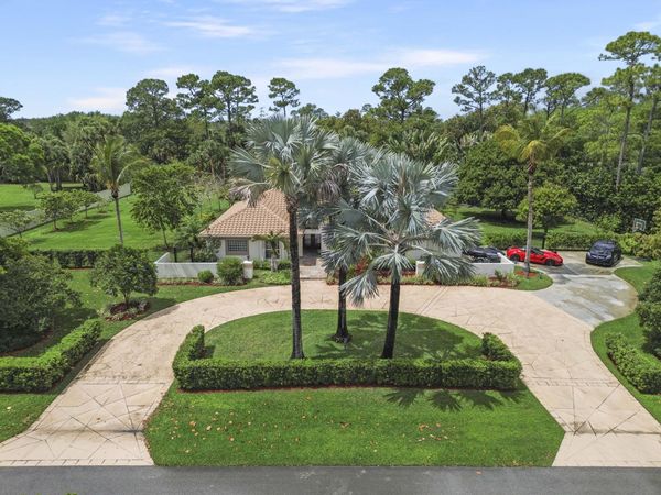 8777 Estate Drive, West Palm Beach, FL 33411