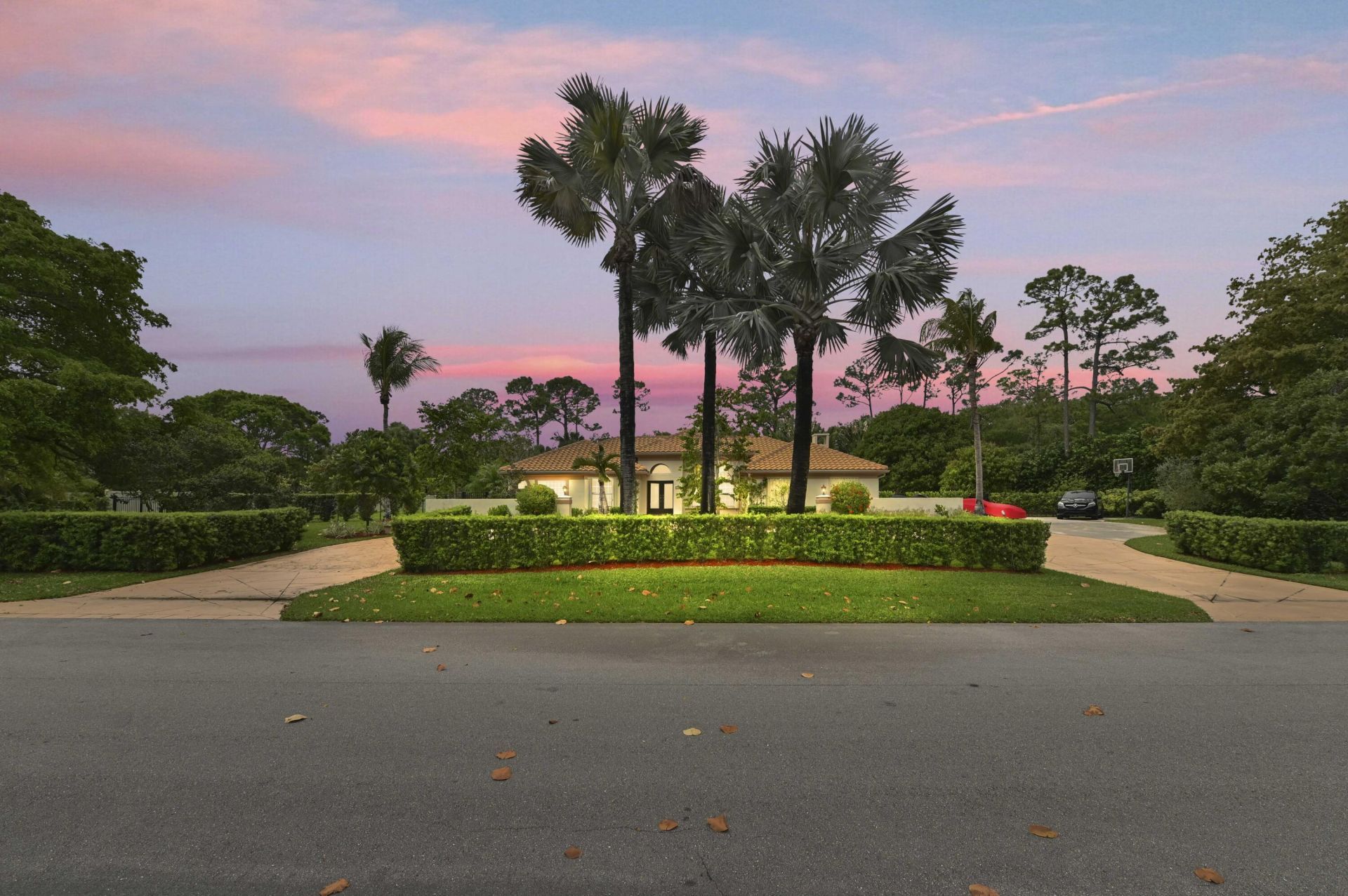 8777 Estate Drive, West Palm Beach, FL 33411 Photo